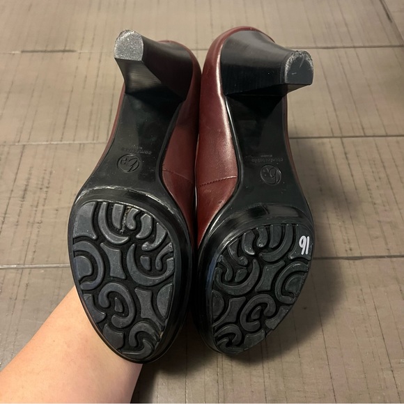 Blondo Canada leather burgundy Aquaprotect Leather Pumps  Womens Size US 8.5 - Picture 8 of 13